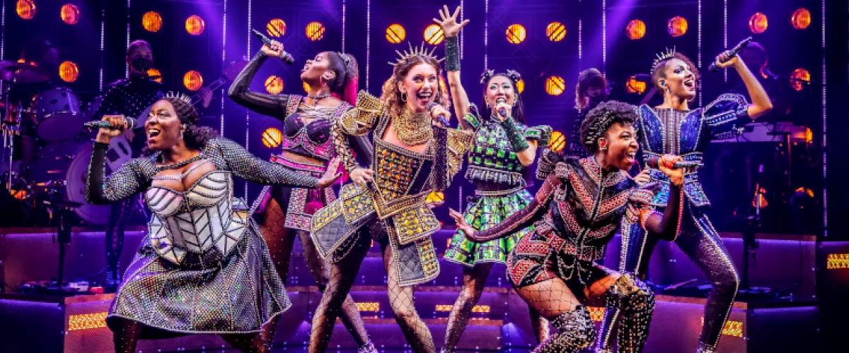 Six London Musical Review Image
